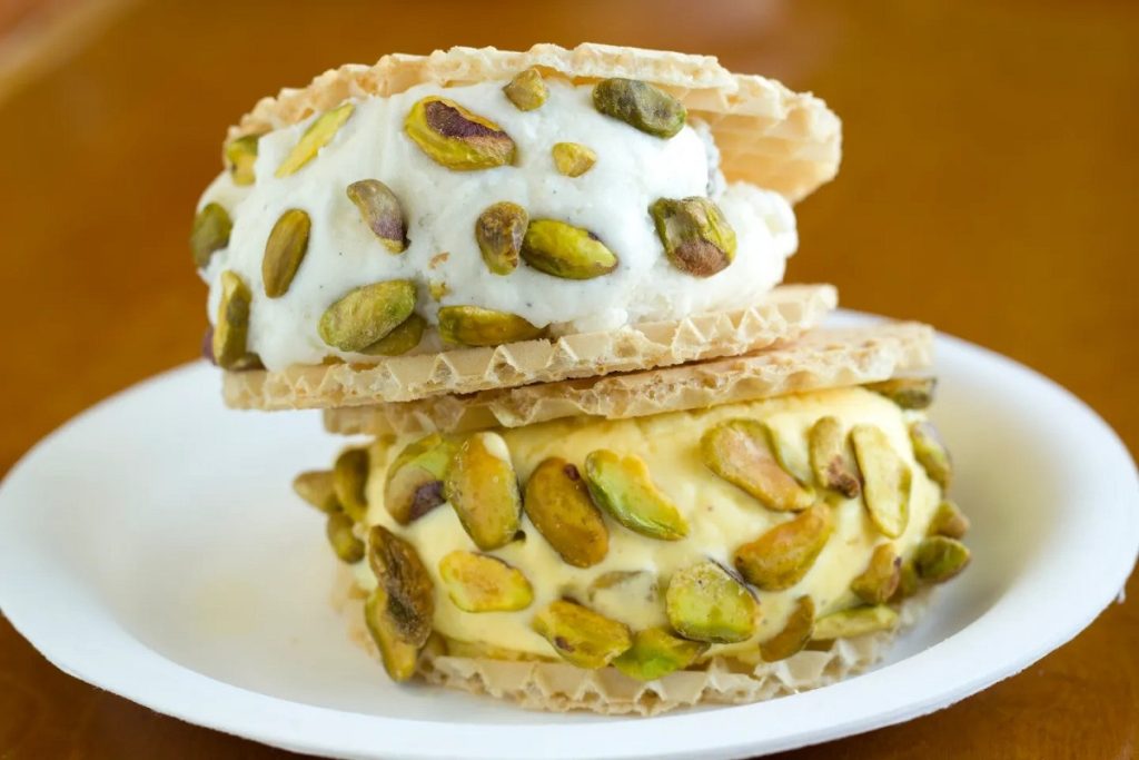 خوراکی های محلی فصل تابستان